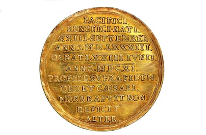 La pieza de oro de diez ducados data de 1611