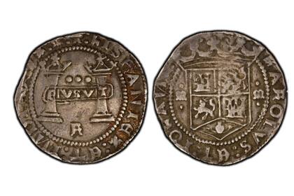 La pieza, emitida entre 1536 y 1538 en la Casa de Moneda de Ciudad de México, es una de las pocas no recuperadas de un naufragio