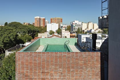 La pileta en el último piso