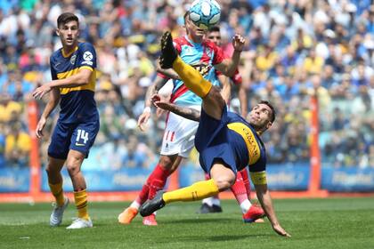El último gol: una preciosa pirueta contra Arsenal, el domingo por la mañana