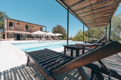 La piscina, aliada del verano.