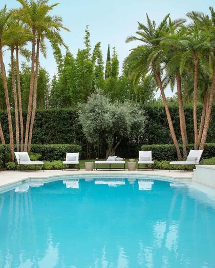 La piscina es uno de los espacios favoritos de la actriz (Instagram/@luxury)