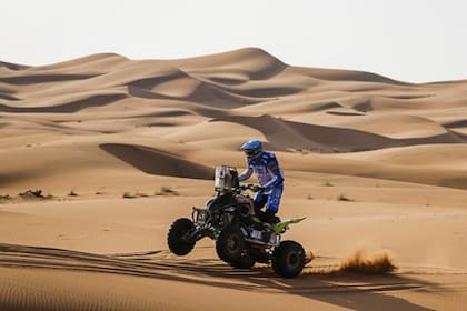 La pista de arena, la inmensidad del desierto de Arabia Saudita: Manuel Andújar dominó el escenario y se consagró por segunda vez ganador del Rally Dakar en cuatriciclos