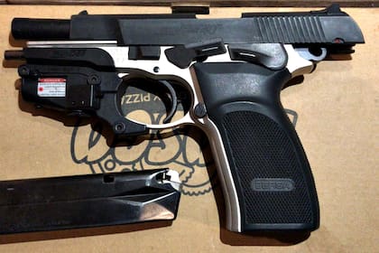 La pistola calibre 40 con mira láser utilizada en el ataque en Congreso