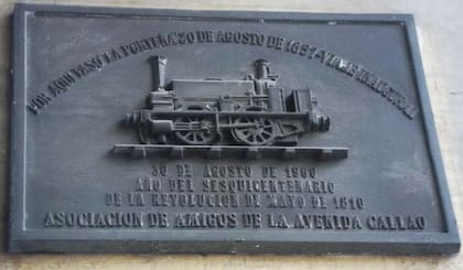 La placa homenaje a La Porteña que fue robada del Pasaje Discépolo.