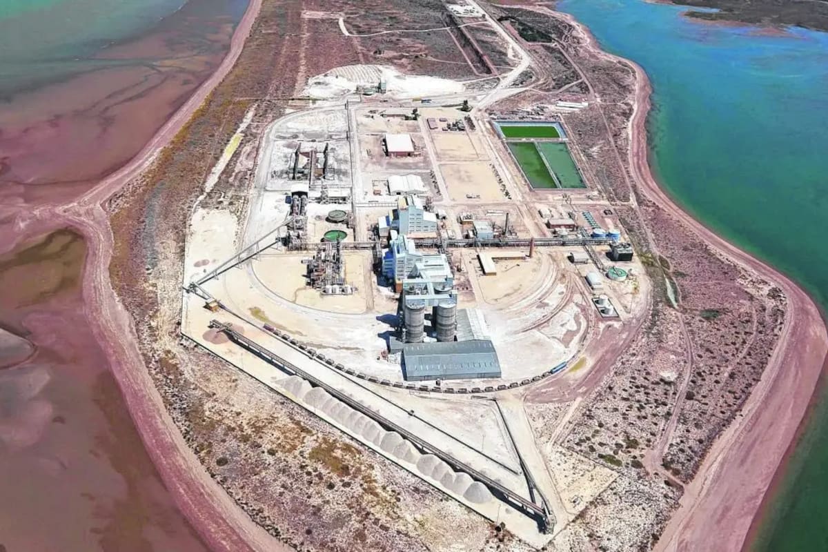 La planta de Alpat es la única productora de carbonato de sodio de América Latina y aporta cerca del 50% de la actividad económica de San Antonio Oeste