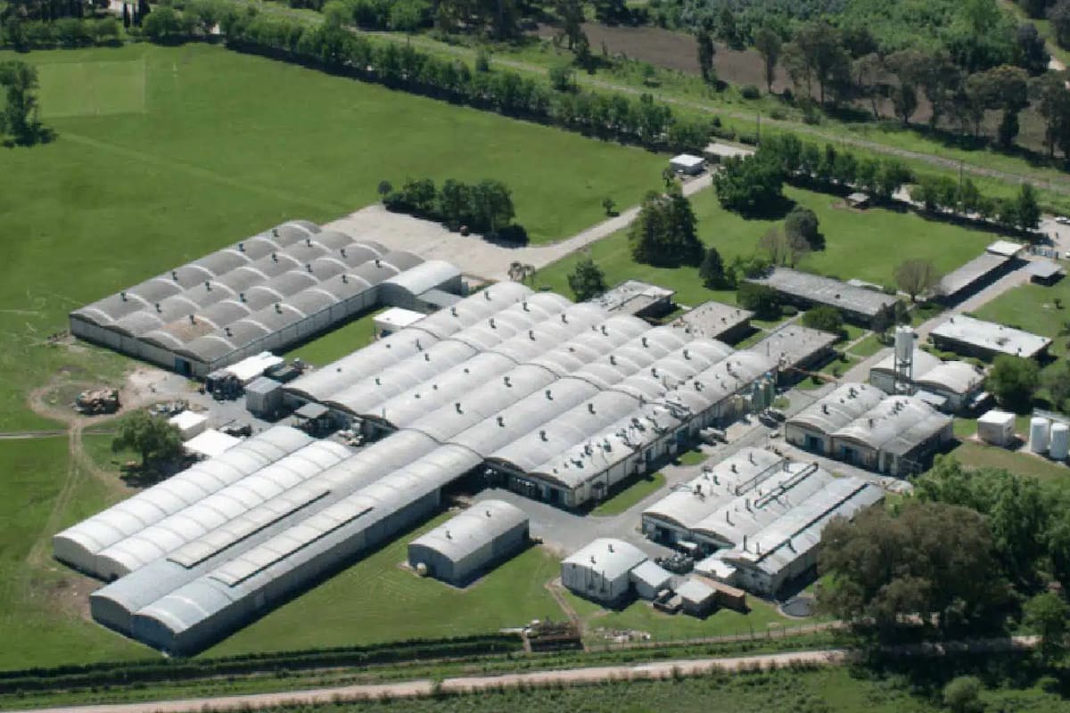 La planta de la compañía en el partido de Pilar