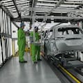 La producción de autos vuelve a caer, pero las exportaciones tuvieron el mejor mes del año