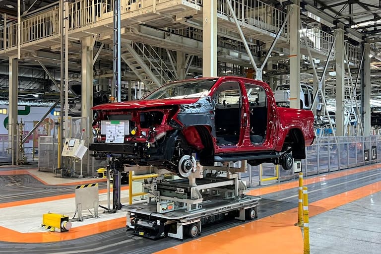 Toyota se prepara para un récord de producción pero también quiere a los empleados contentos Toyota se prepara para un récord de producción pero también quiere a los empleados contentos
