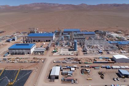 La planta está ubicada en el salar Centenario Ratones