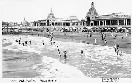 La Playa Bristol en una postal de las primeras décadas del Siglo XX