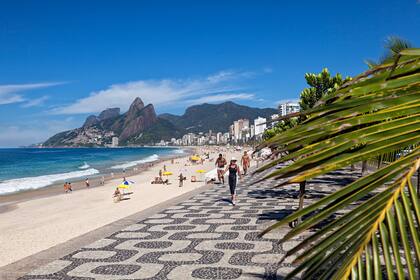 La playa de Ipanema, en Río de Janeiro, es una de las preferidas de los turistas