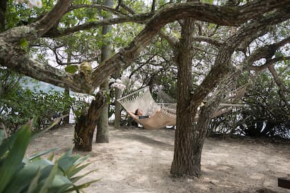 La playa del complejo Ponta dos Ganchos tiene un sector con sombra asegurada.