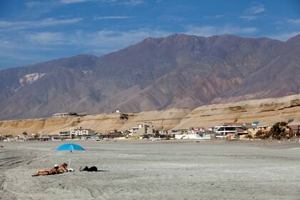 La playa Hornitos, escapada selecta de los santiaguinos, a 40 kilómetros de Cobija, el primer puerto boliviano.
