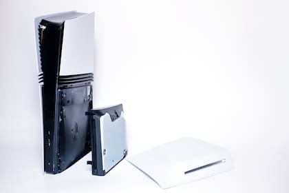 La PlayStation 5 y 5 Pro ya se venden sin la lectora Blu-ray, que se puede agregar como un accesorio más adelante