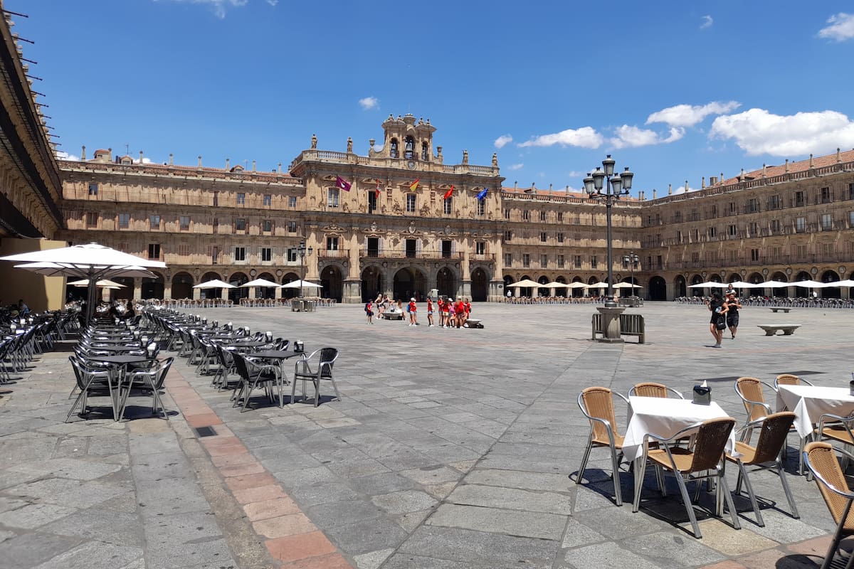 La Plaza Mayor de Salamanca vacía