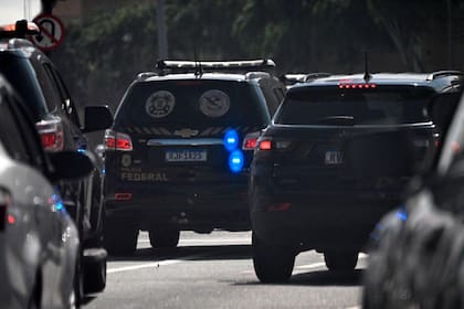 La policía brasileña realizó varios allanamientos a viviendas y propiedades de los presuntos implicados en la trama de espionaje.