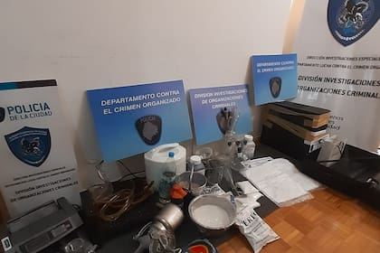 La Policía de la Ciudad decomisó cuatro kilos de sustancias con las que se fabrican drogas sintéticas
