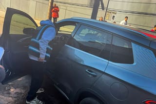 Detuvieron a dos sospechosos en la camioneta que le habían robado a un primo de un exgoleador de la selección