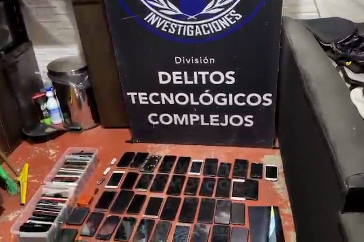 La Policía de la Ciudad secuestró 61 celulares en un operativo realizado en Saavedra
