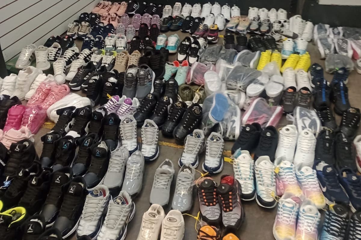 La Policía de la Ciudad secuestró 8.200 pares de zapatillas ingresadas de contrabando