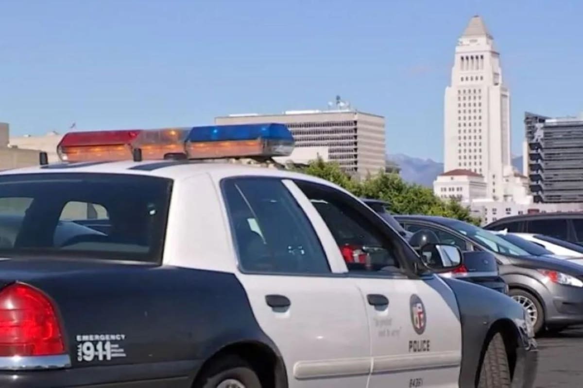 La policía de Los Ángeles y la familia lanzaron un comunicado este lunes donde se solicita ayuda para poder dar con el paradero de las niñas.