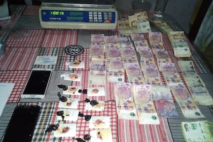 La Policía de Seguridad Aeroportuaria y la Agencia de Investigación Criminal concretaron doce allanamientos contra un clan narco en Rosario