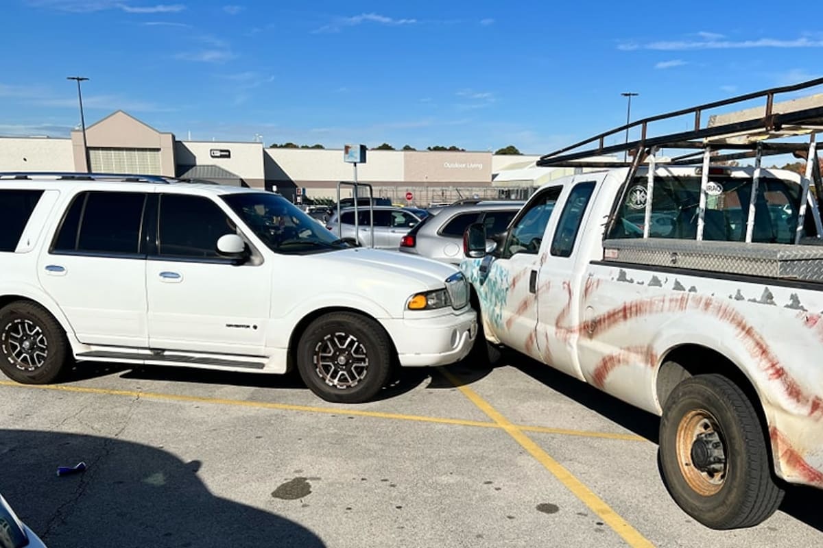 La policía de Texas se encontró con un inesperado conductor en el estacionamiento de un Walmart