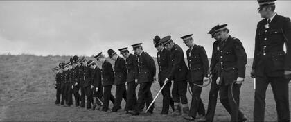 La policía de Yorkshire rastreando una de las víctimas del asesino serial que asedia a la región norte de Inglaterra.