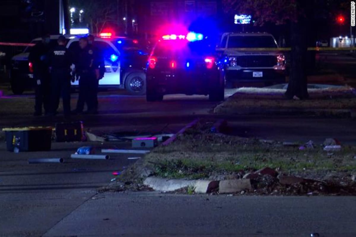 La policía del departamento de Houston custodia la zona donde ocurrió el hecho.