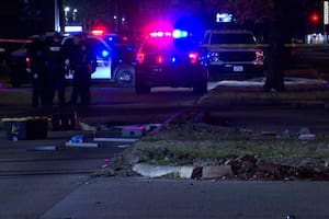 La policía del departamento de Houston custodia la zona donde ocurrió el hecho.
