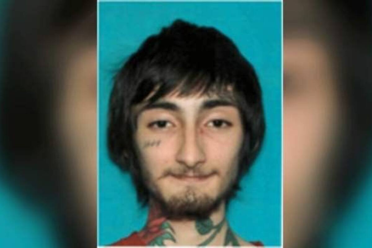 La policía dijo haber detenido a Robert Crimo, de 22 años.