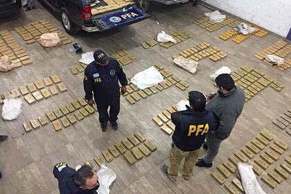 La Policía Federal secuestró 471 kilos de marihuana y cinco de cocaína