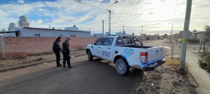 La Policía llevó a cabo una serie de allanamientos en el barrio sin éxito
