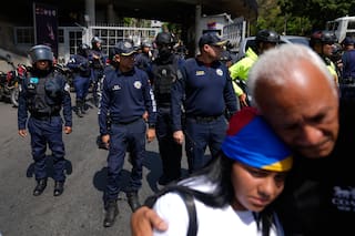 Gobierno de Venezuela excarcela 131 personas detenidas por motivos políticos; EE.UU. resalta la medida