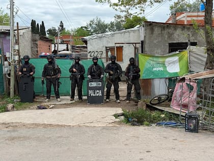 La policía realizó allanamientos en Pilar