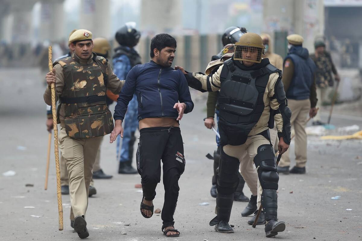 La policía reprime una marcha en Nueva Delhi