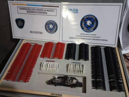 La Policía secuestró cientos de lentes