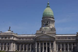 La visión de CRA: la política sigue mirándose el ombligo