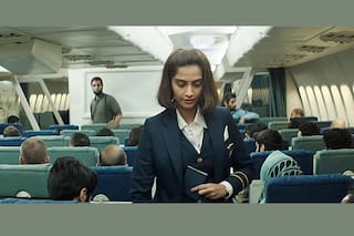 Una tragedia aérea y el espíritu indomable de la joven azafata que se transformó en superheroína