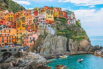 La popular Via dell'Amore cerró en 2012 después de un desprendimiento de tierra que hirió a algunos turistas, y acaba de reabrir.