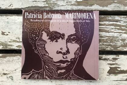 La portada de Marimorena, el disco de Patrica Robaina inspitarado en la obra de Virginia Brindis de Salas, es un grabado realizado por Belén Ferreiro.