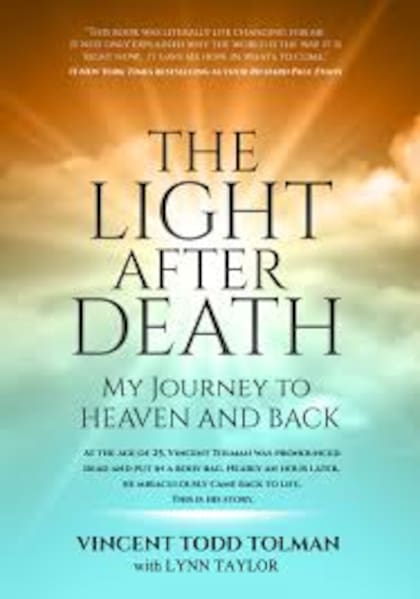 La portada del libro La luz después de la muerte: mi viaje al cielo y de regreso