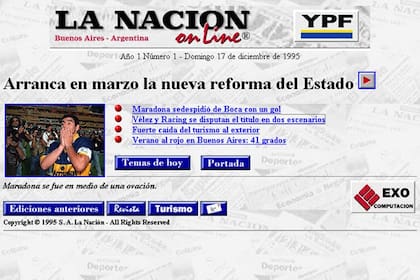 La portada que mostraba LA NACION en su primera versión Web, con la partida de Diego Maradona de Boca como noticia destacada
