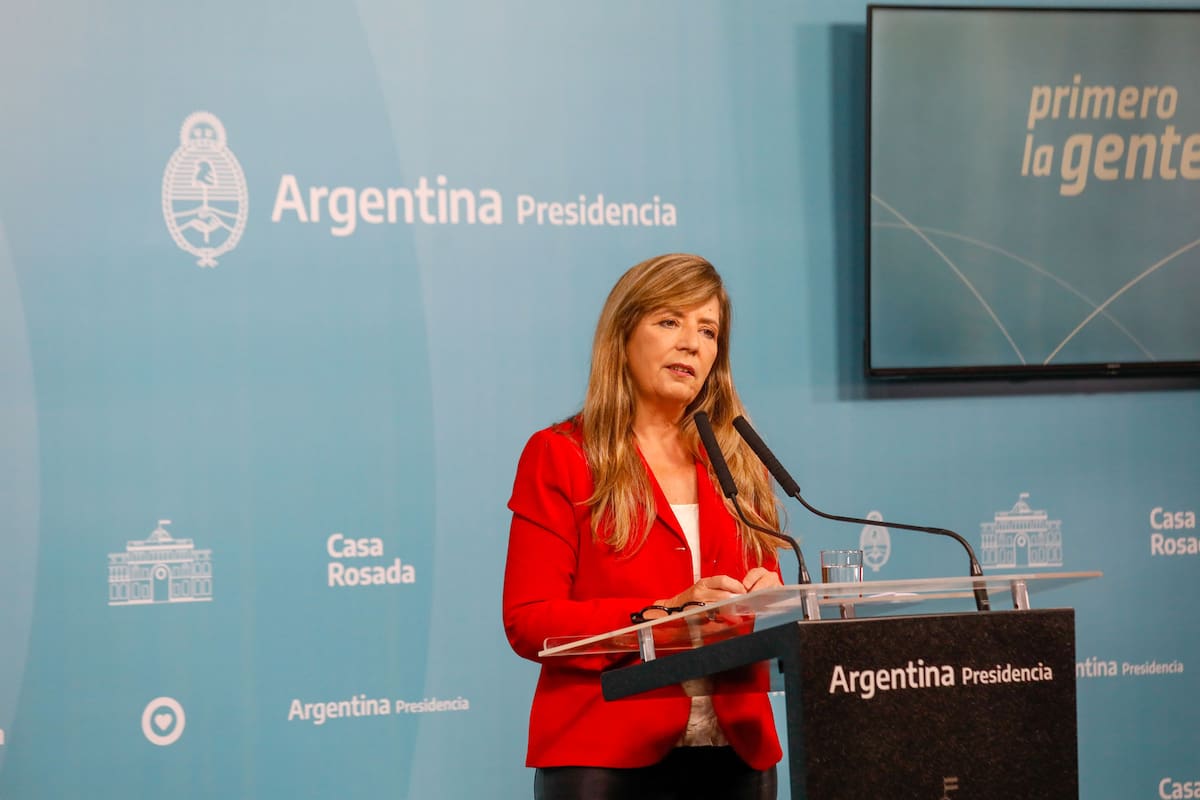 La portavoz Presidencial Gabriela Cerruti aseguró hoy que "la ocupación y preocupación" sobre la seguridad de la vicepresidenta Cristina Fernández de Kirchner "es permanente", y afirmó que el Gobierno espera que la investigación sobre el intento de asesinato que sufrió al exmandataria "debe profundizarse", al ofrecer una conferencia de prensa en la Casa Rosada