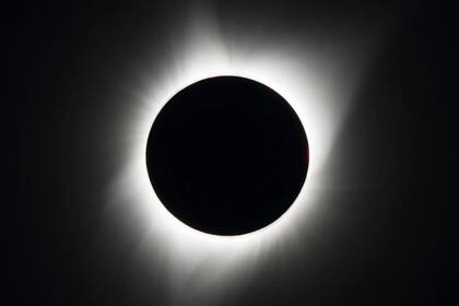 La posibilidad de que ambos fenómenos se disfruten en un mismo momento son realmente bajas, pero sucederá