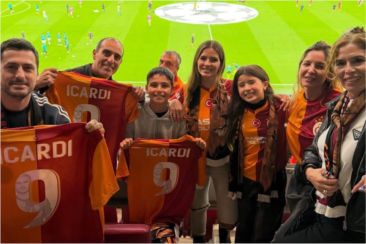 La postal de la China Suárez y amigos en la platea del Galatasaray