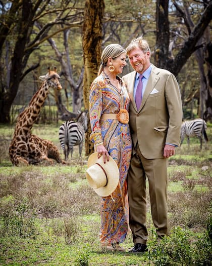 La postal de los reyes de los Países Bajos durante su visita al Sanctuary Farm, a orillas del lago Naivasha (Foto: Instagram @patrickvkatwijk)