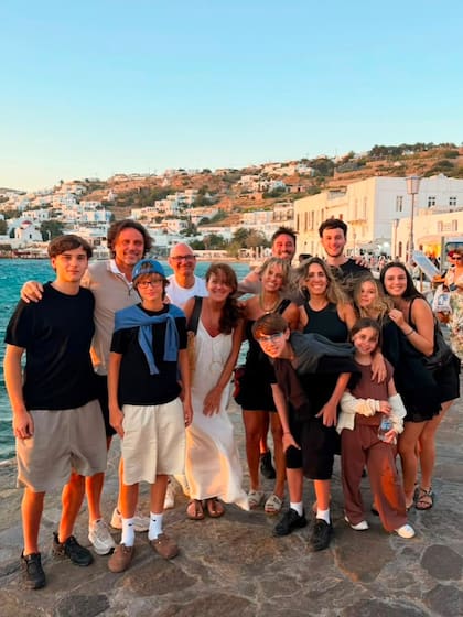 La postal familiar de Mariana Fabbiani en Mykonos