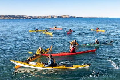 La práctica de surf, kayak y el uso de motos de agua serán regulados por la nueva señal